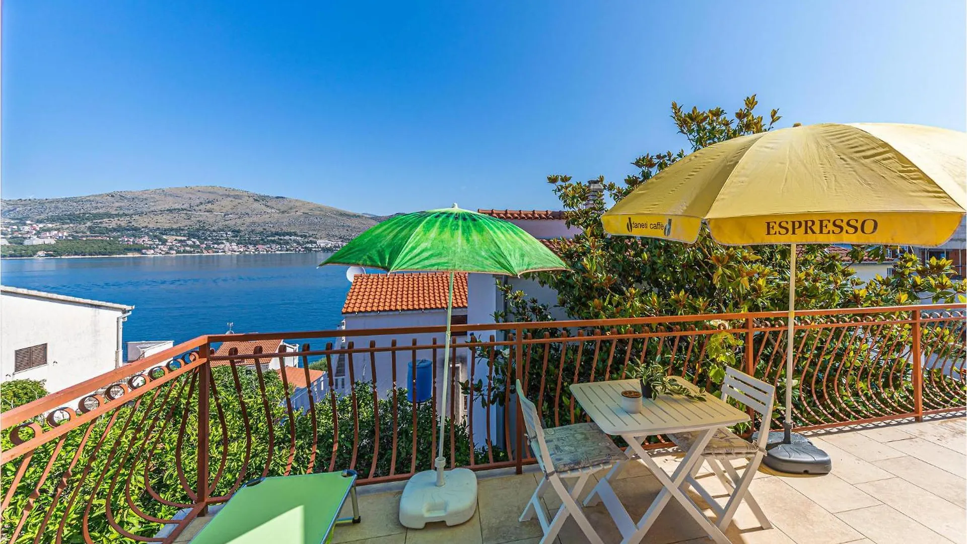 Cozy Apartment In Okrug Donji With Kitchen Donji Okrug  0*, Donji Okrug (Ciovo) Croatia